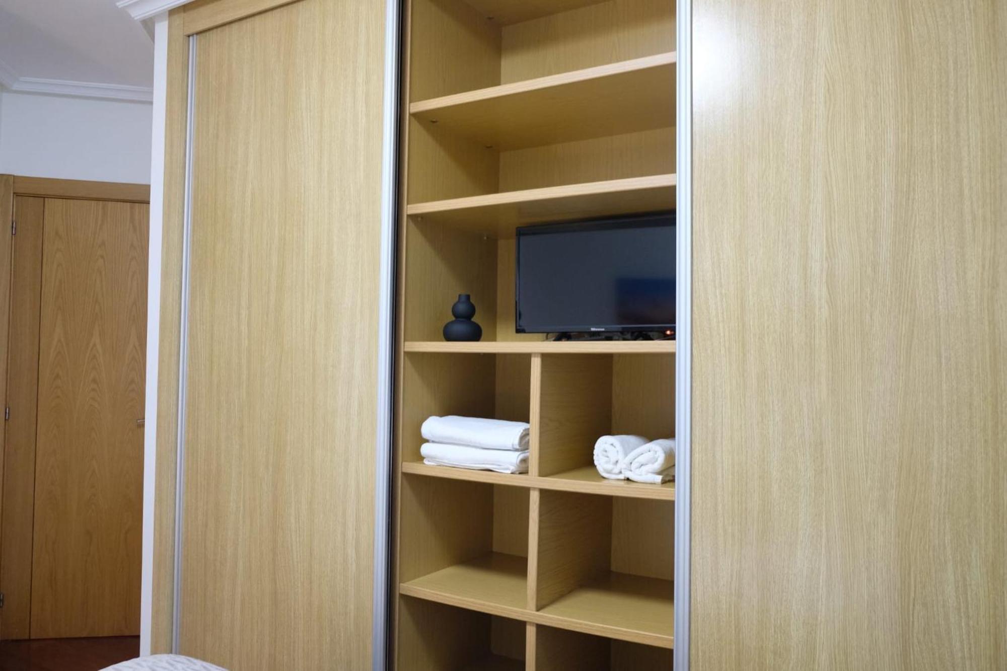 Apartamento Bonito Atico Zona Hospital Con Garaje *